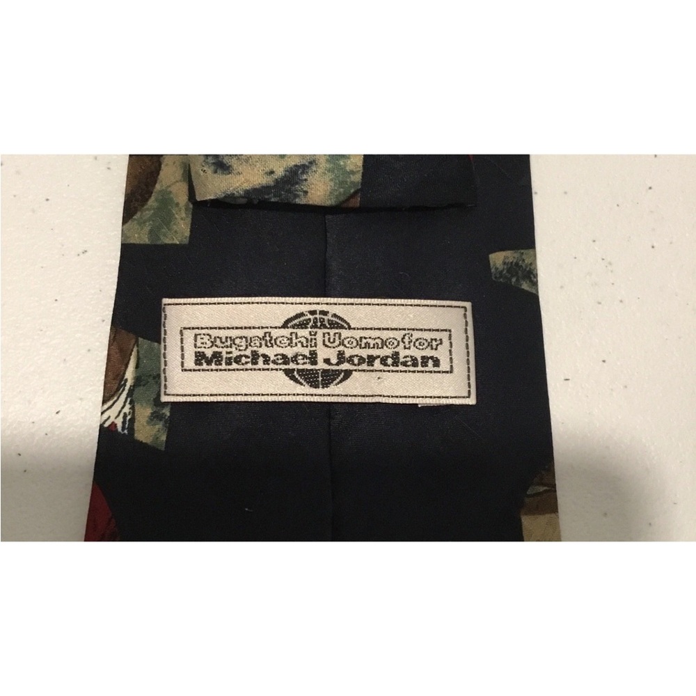 Vintage Michael Jordan Silk Necktie Men's Chicago Bulls Basketball Tie - Picture 9 of 13